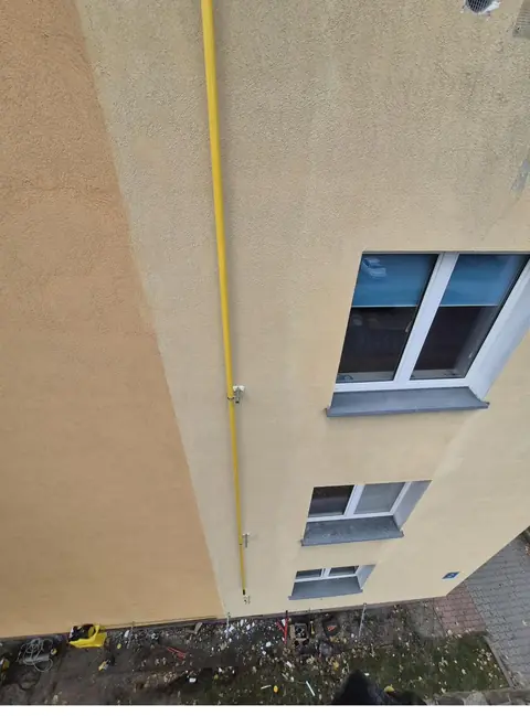 Węzeł cieplny z wymiennikami i pompami