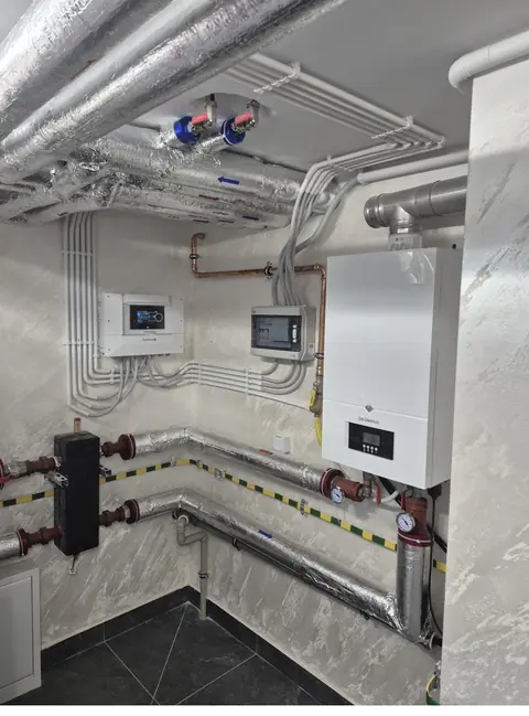 Nowa kotłownia - widok instalacji
